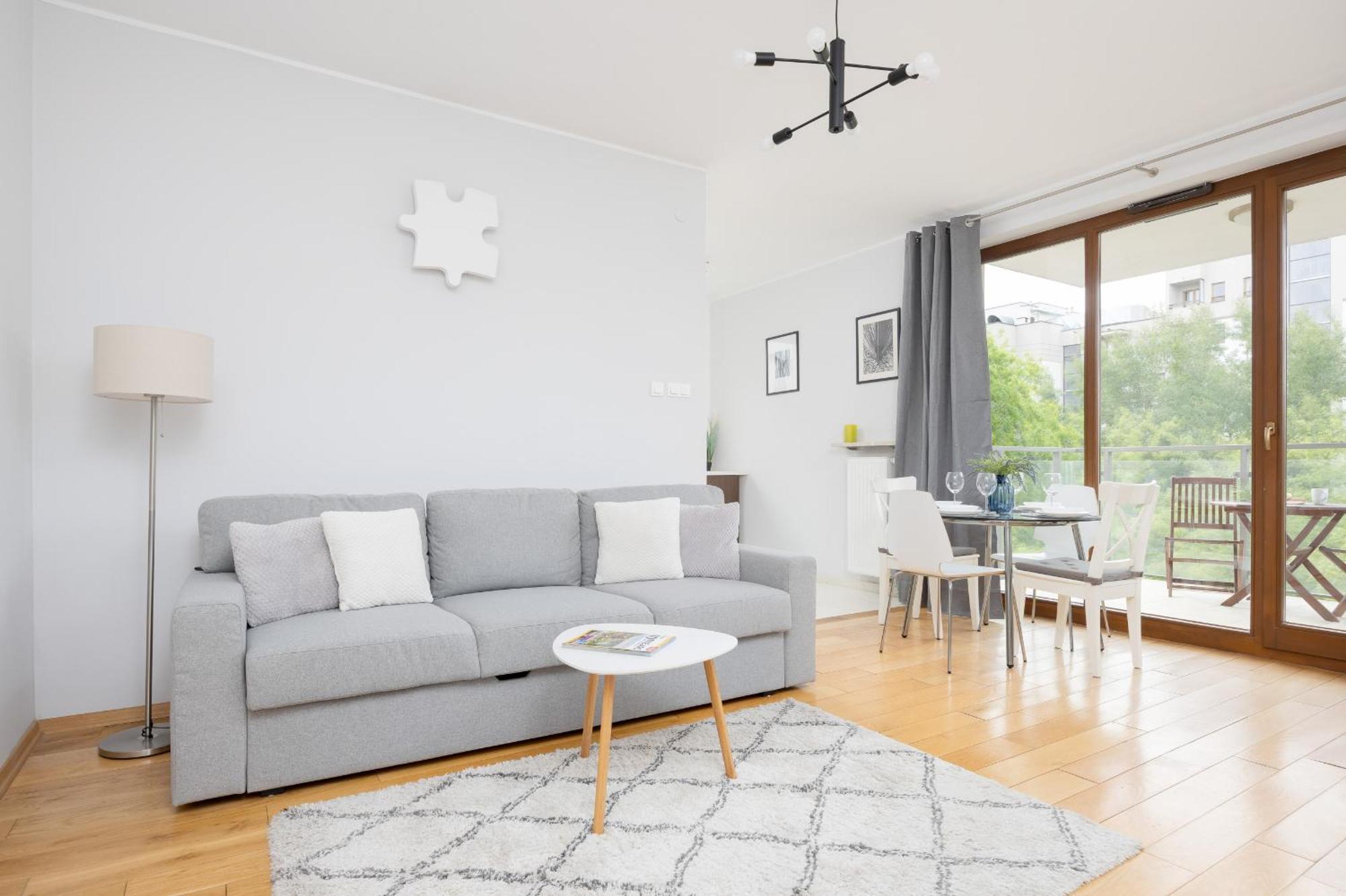 City Apartment With Parking Near Metro Mlociny By Noclegi Renters Warszawa Eksteriør billede